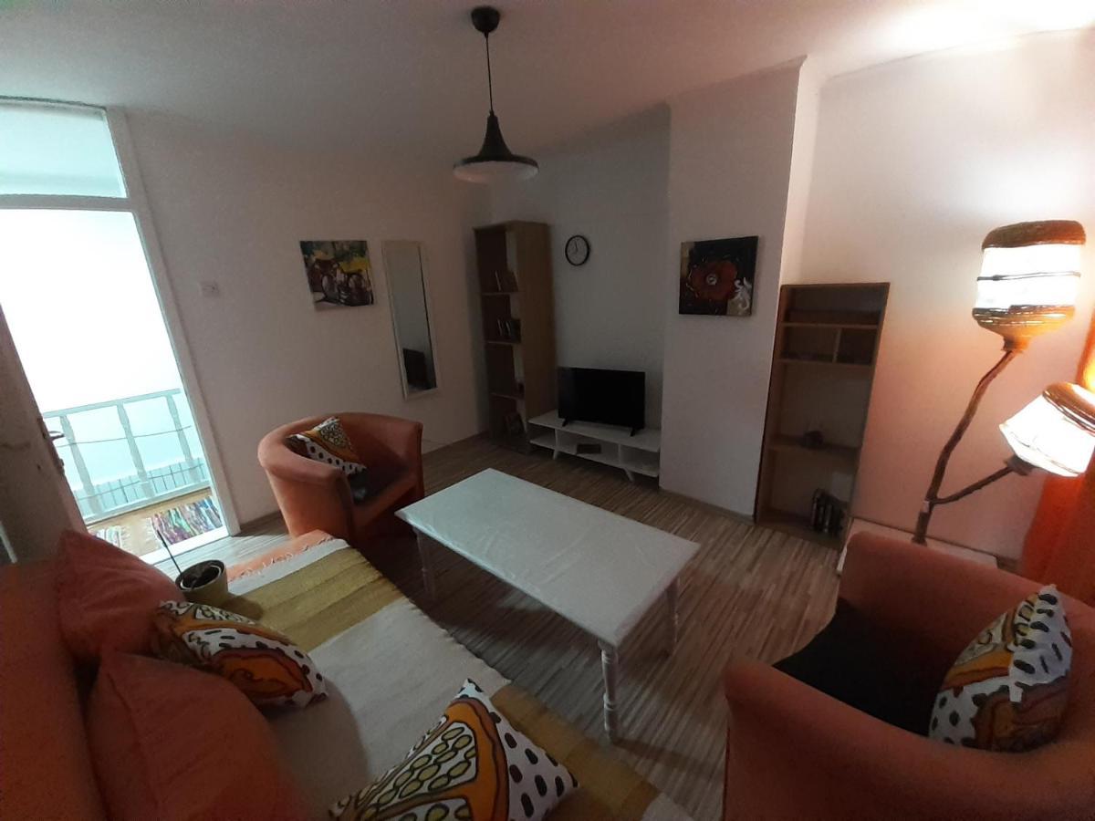 טוזלה Rooms & Apartment Gh Pasha מראה חיצוני תמונה