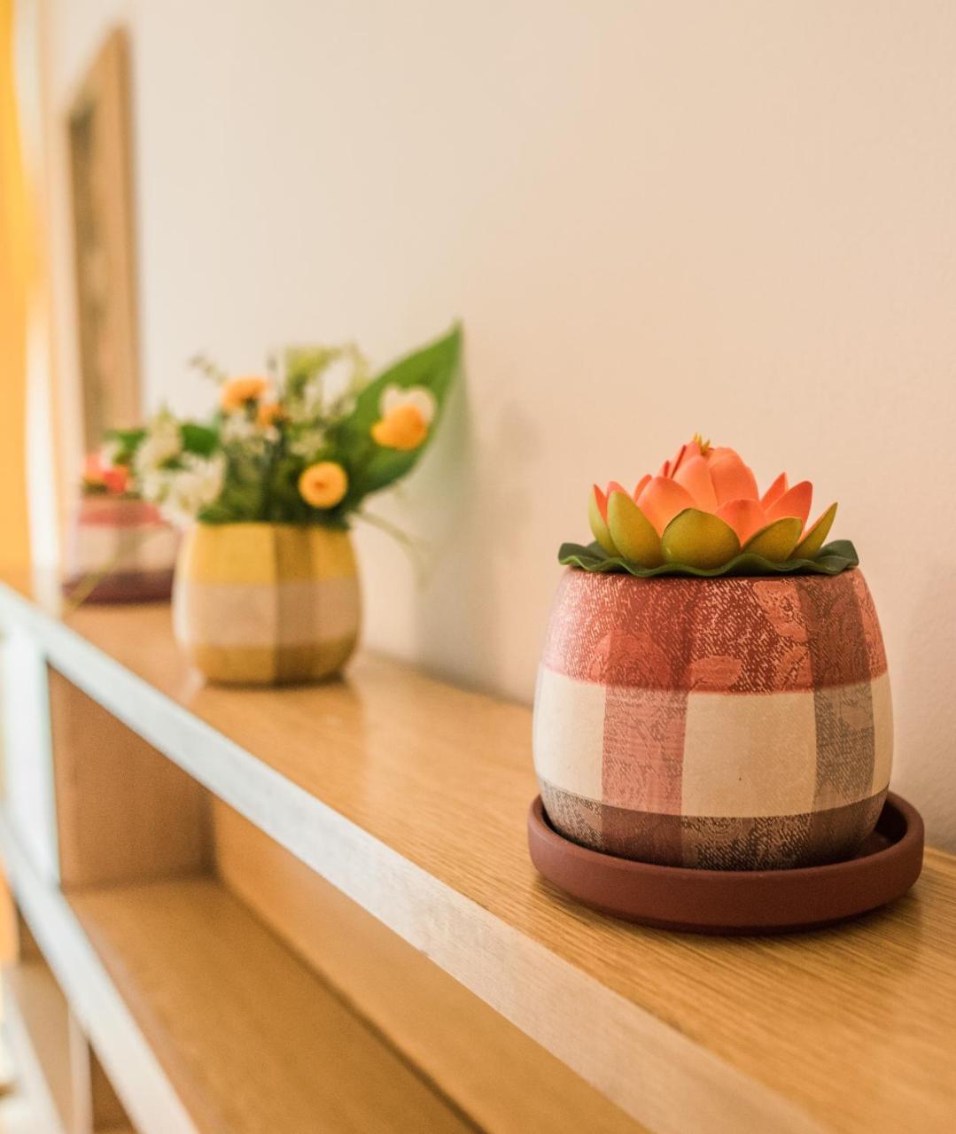 טוזלה Rooms & Apartment Gh Pasha מראה חיצוני תמונה